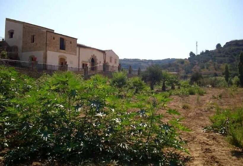 فندق فئة نجمة واحدة Casale Del Golfo