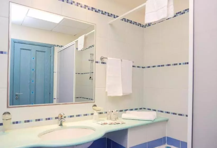 Hostelli Villaggio Club Baia Di Dino