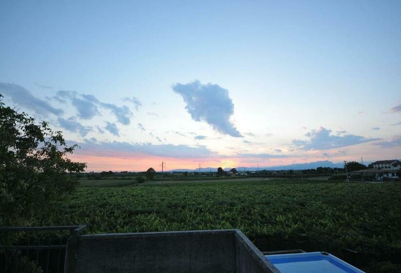 בית מלון כפרי Agriturismo Corte Albarel