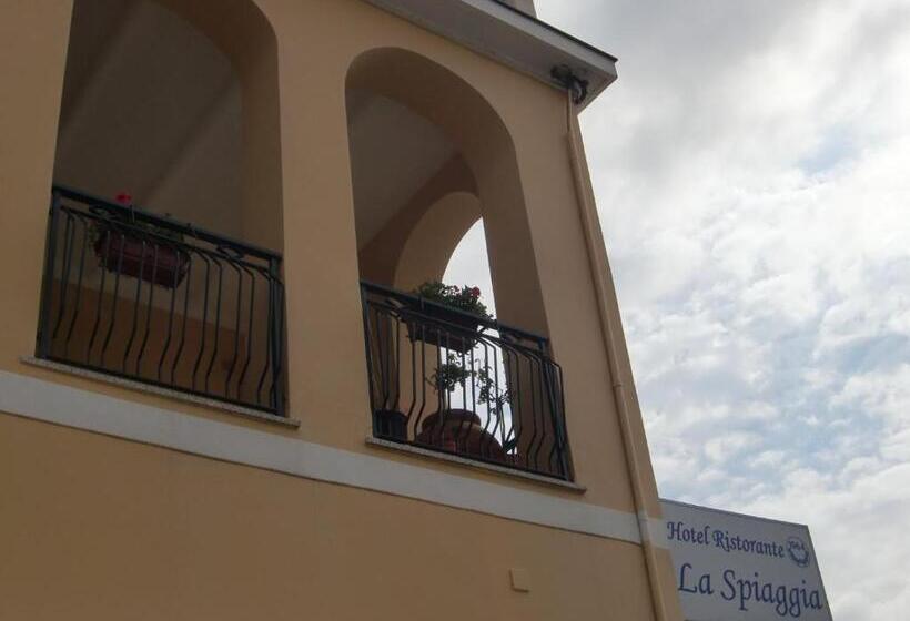 ホテル La Spiaggia
