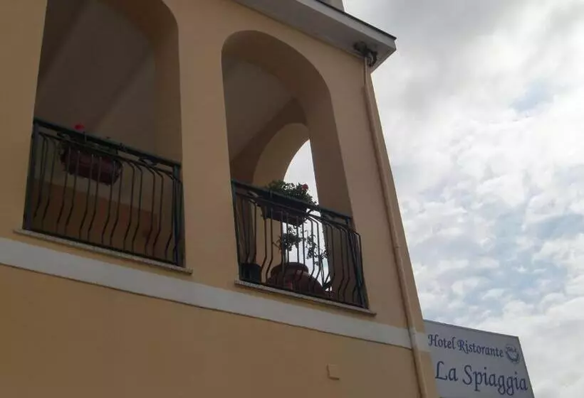 Hotelli La Spiaggia