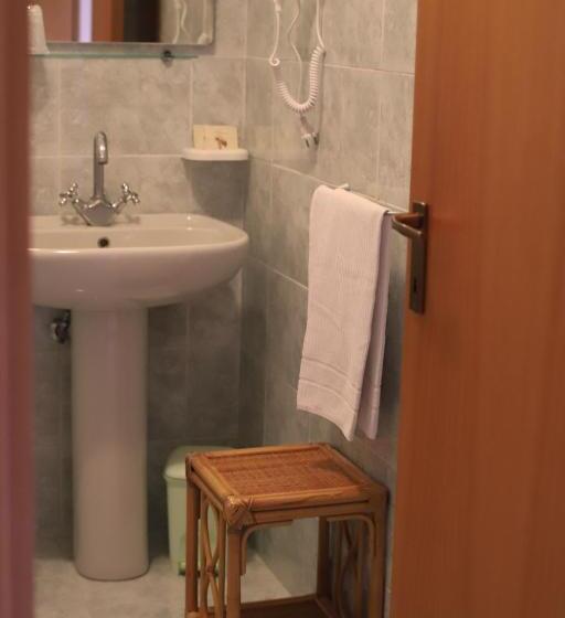 Отель Pavì Delle 5 Terre