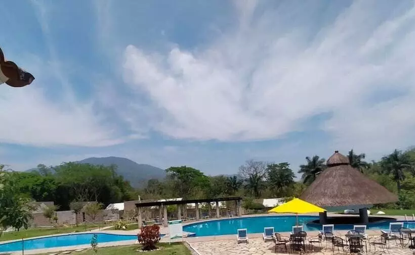 ホテル Real Tamasopo