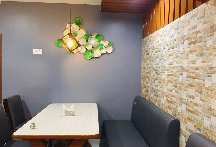 בית מלון כפרי Satkar