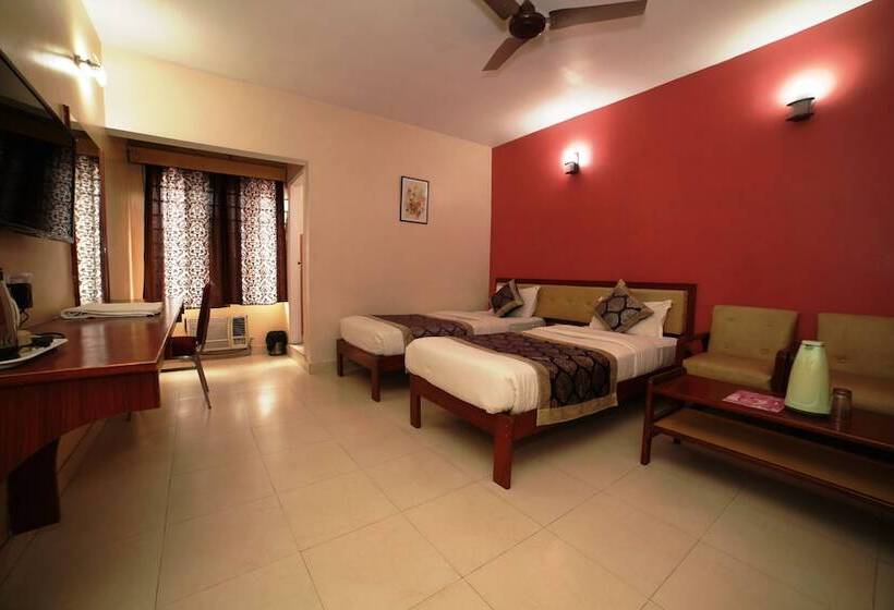 בית מלון כפרי Satkar