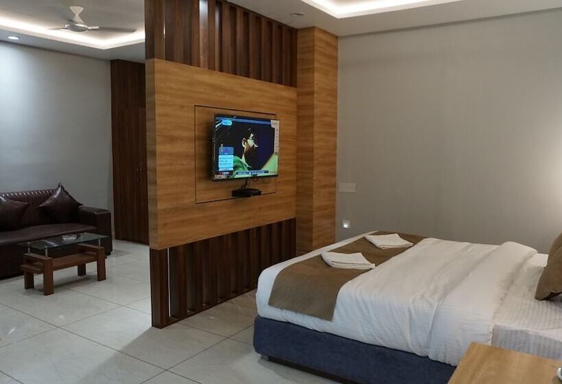 בית מלון כפרי Satkar