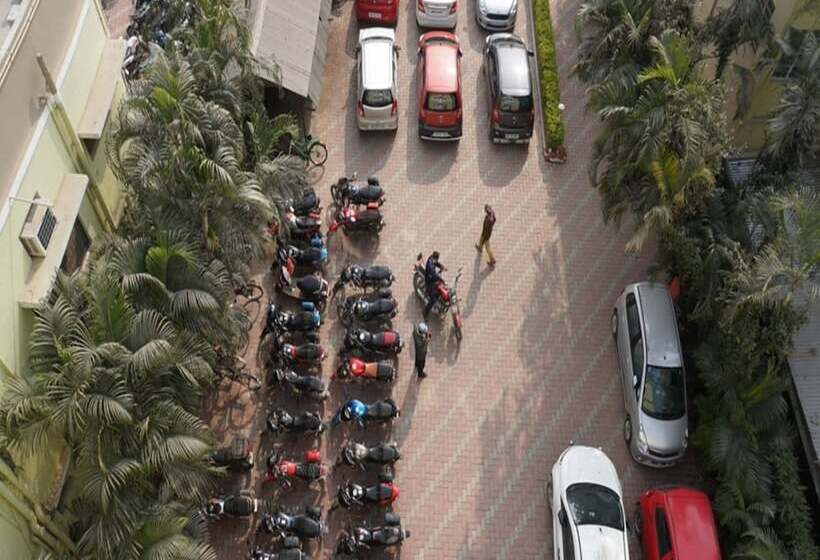 בית מלון כפרי Satkar