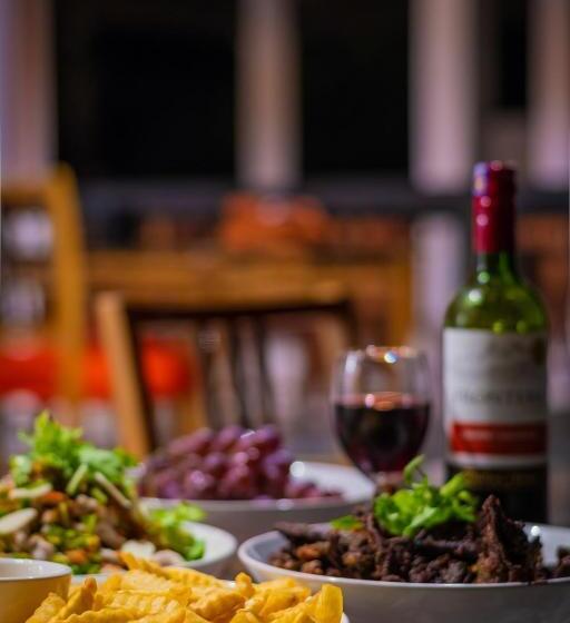 هتل The Riviera Champasak