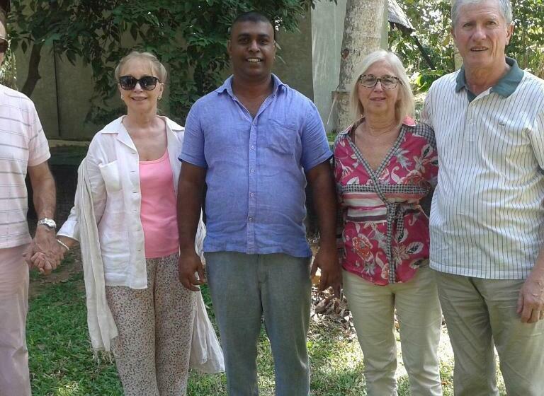 بنسيون Elegant Hamlets Home Stay