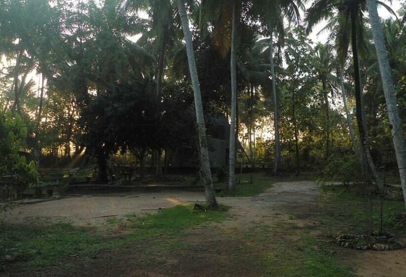 بنسيون Elegant Hamlets Home Stay