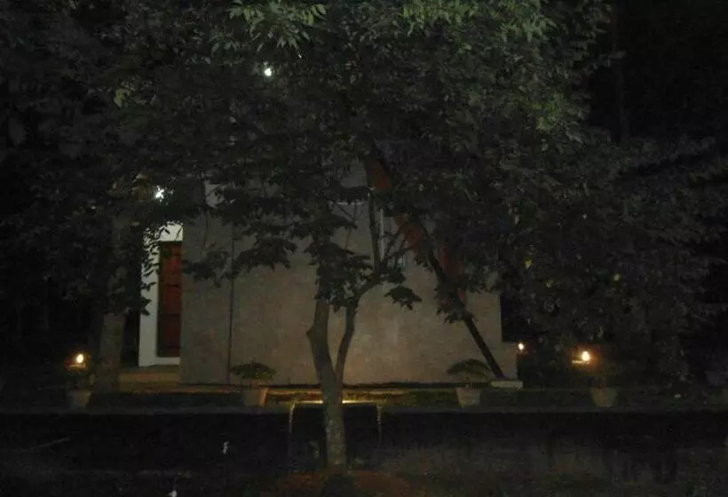 Majatalo Elegant Hamlets Home Stay