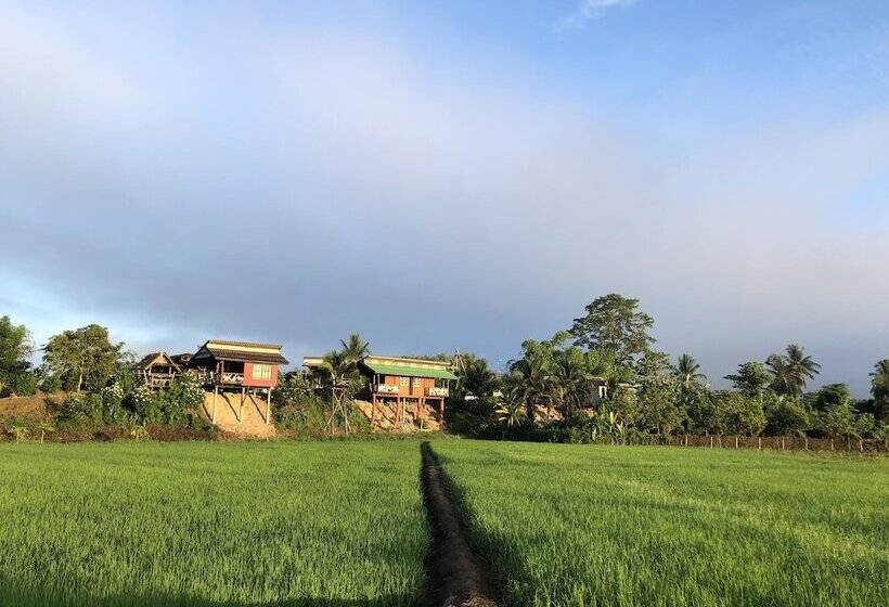 Pensió Hinpha Homestay