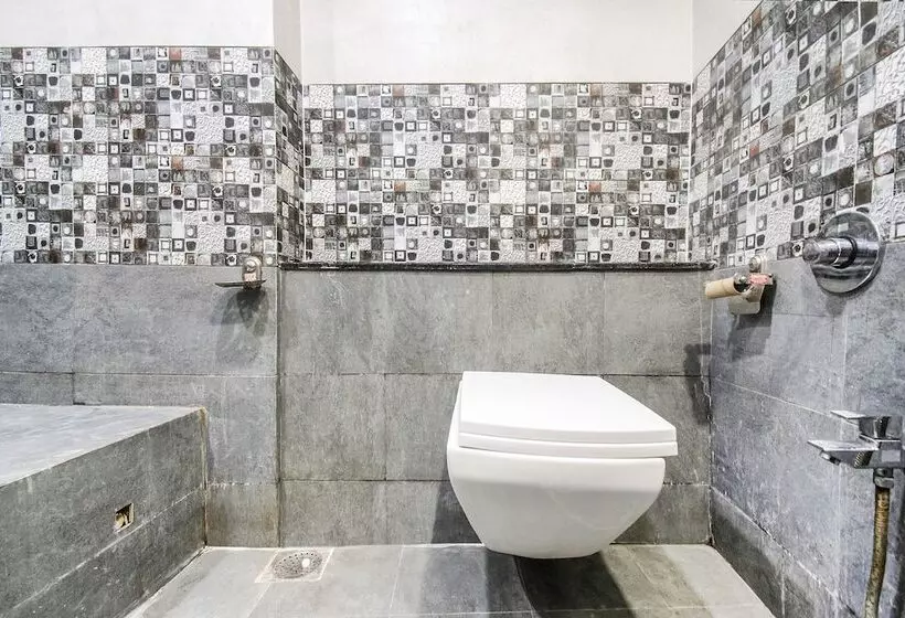 Fabhotel Royal Residency Sama  Savli Rd