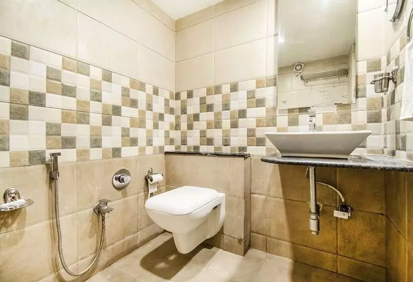 Fabhotel Royal Residency Sama  Savli Rd