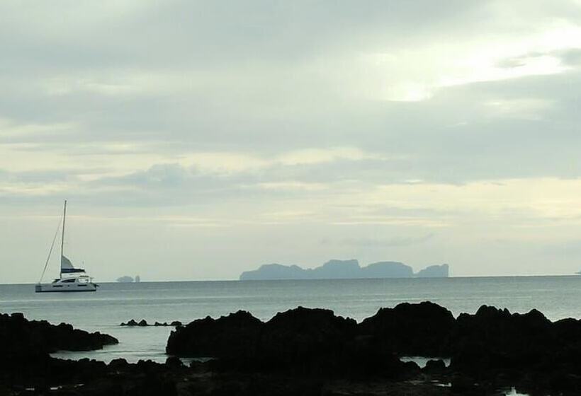 هتل Kohjum Sea Beach Resort