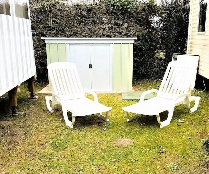 ホテル Mobil Home Trois Chambres