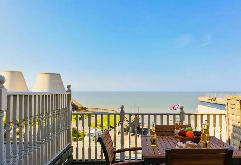 Ilfracombe Raphael 2 Bedrooms