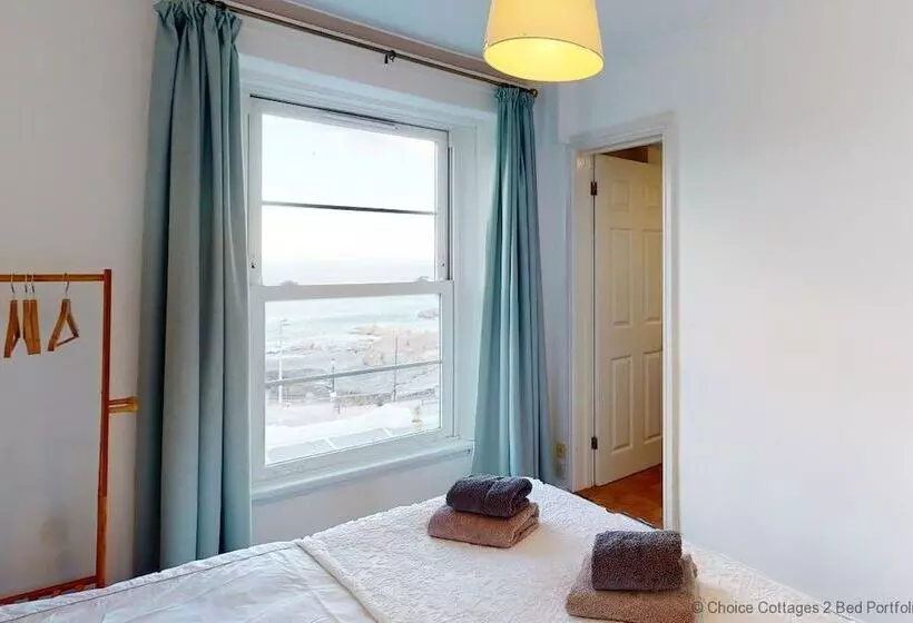 Ilfracombe Raphael 2 Bedrooms