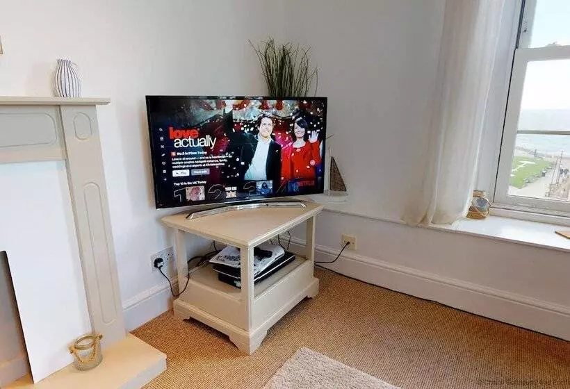 Ilfracombe Raphael 2 Bedrooms