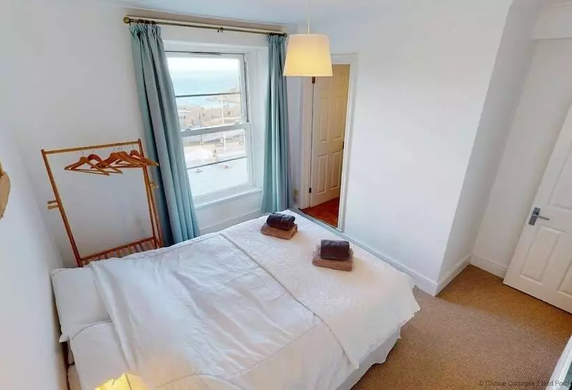 Ilfracombe Raphael 2 Bedrooms