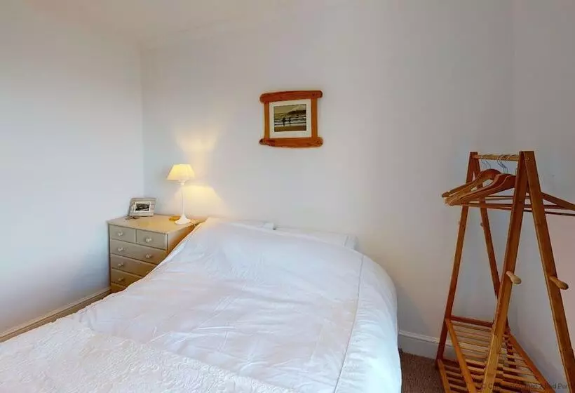 Ilfracombe Raphael 2 Bedrooms