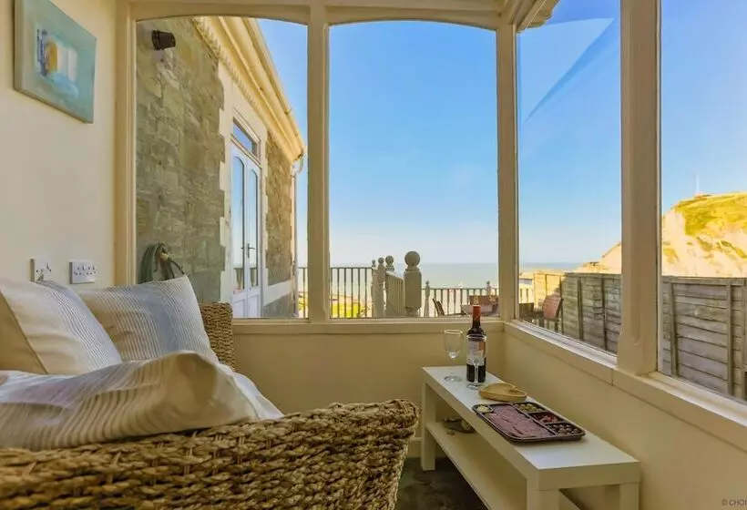 Ilfracombe Raphael 2 Bedrooms