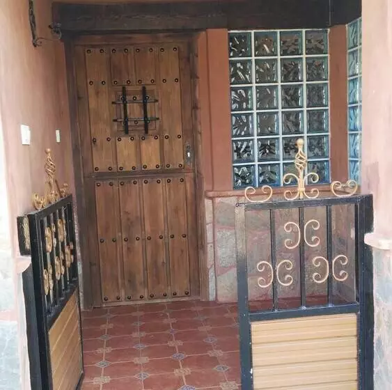 پانسیون Casa Rural El Pinar Ii