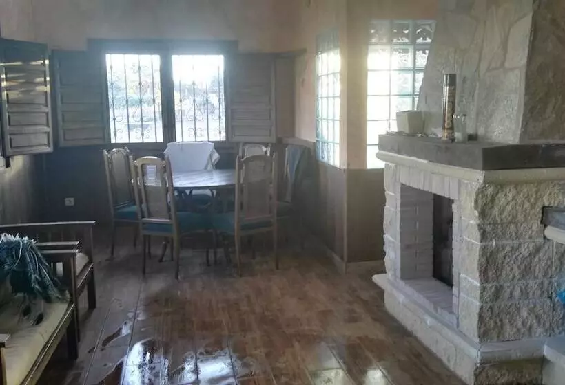 پانسیون Casa Rural El Pinar Ii