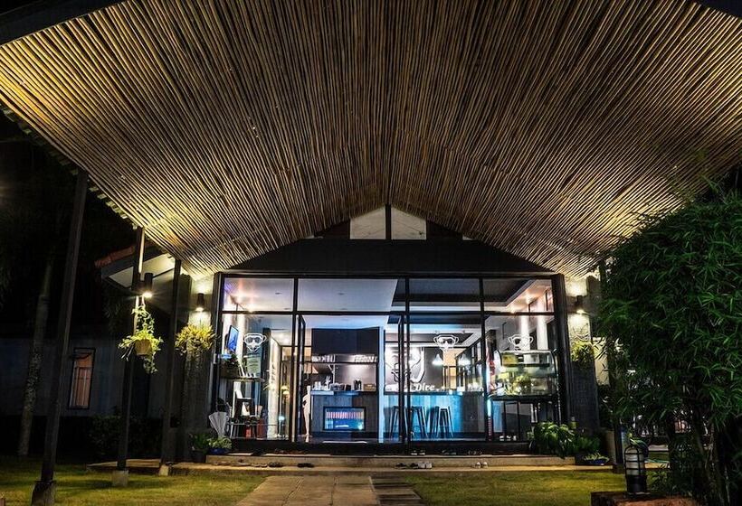 Hospedaria Monkey Dive Yolo Bungalow