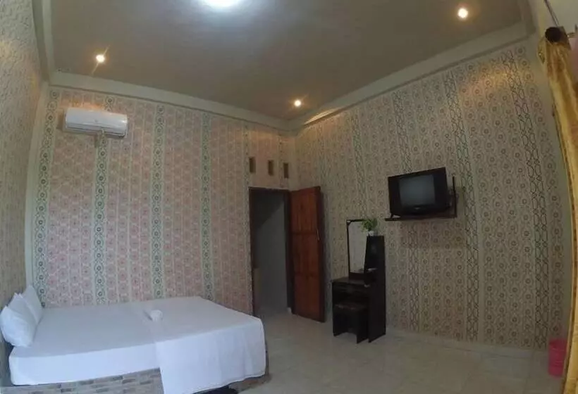 ベッドアンドブレックファースト Bira Panda Beach 2