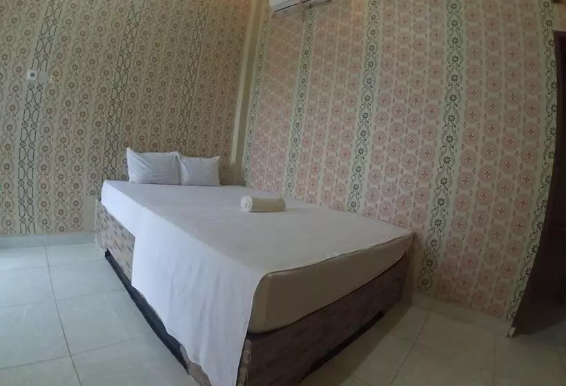 ベッドアンドブレックファースト Bira Panda Beach 2