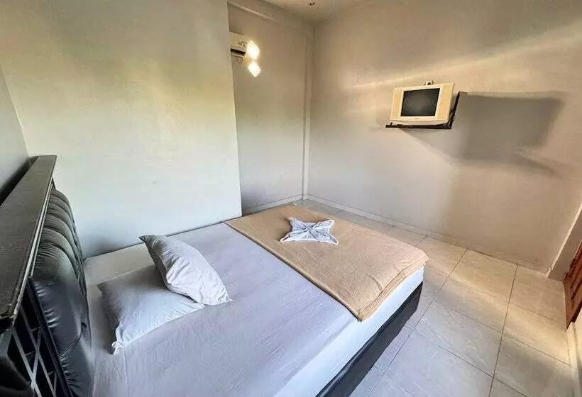 ベッドアンドブレックファースト Bira Panda Beach 2