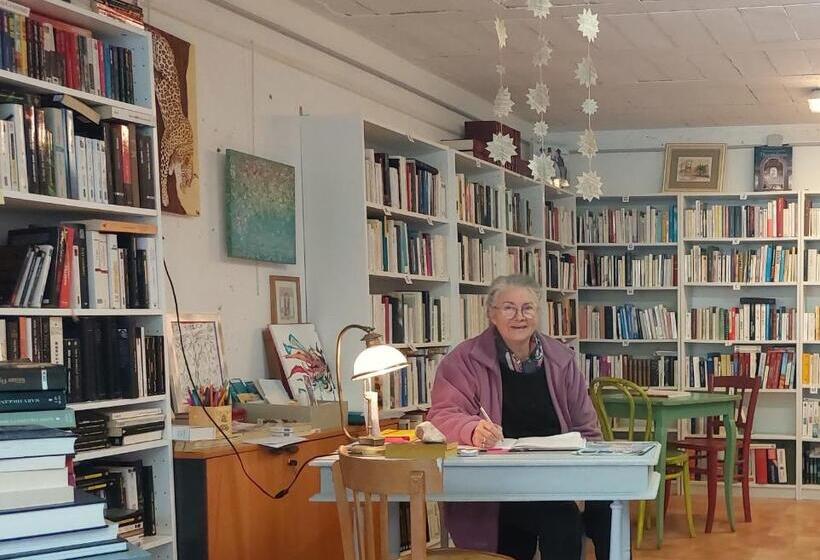 ベッドアンドブレックファースト La Maison Barnoin   Gîtes Et Chambres