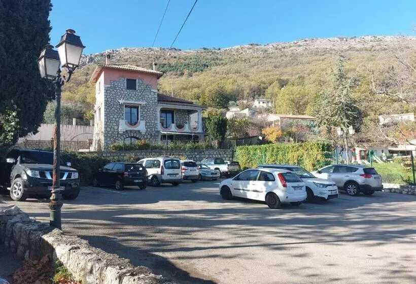 Aamiaismajoitus (B&B) La Maison Barnoin   Gîtes Et Chambres