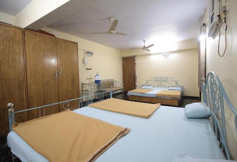 בית מלון כפרי Bungalow Resort Panorama Matheran