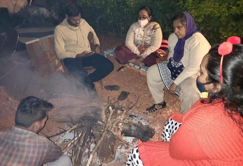 בית מלון כפרי Bungalow Resort Panorama Matheran