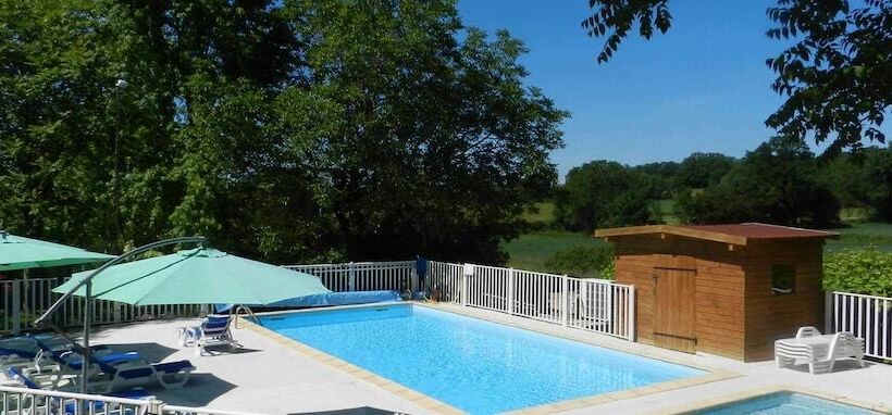 فندق Camping Les Tilleuls Chalets