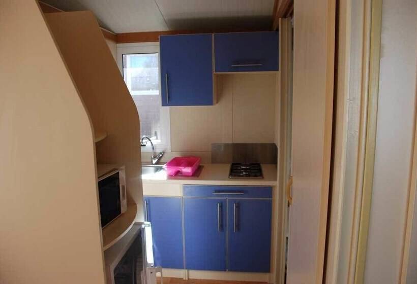 فندق Camping Les Tilleuls Chalets