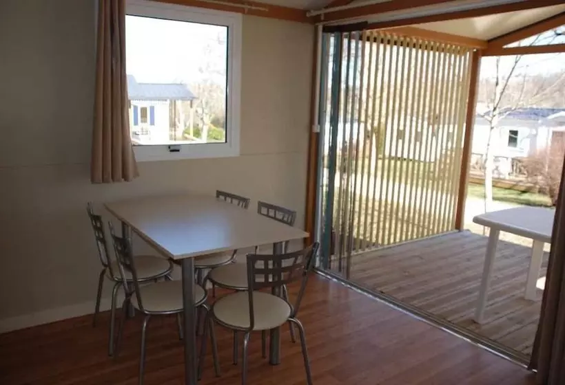 هتل Camping Les Tilleuls   Chalets