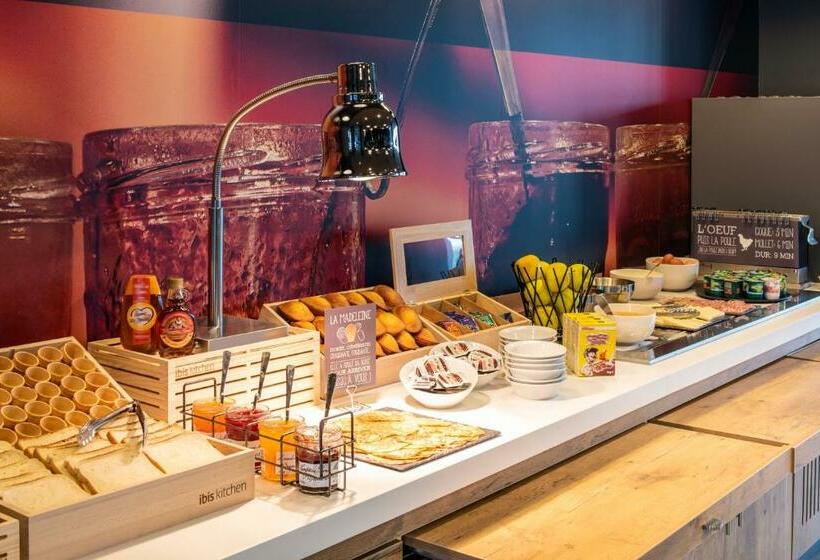 בית מלון כפרי Ibis Gonesse