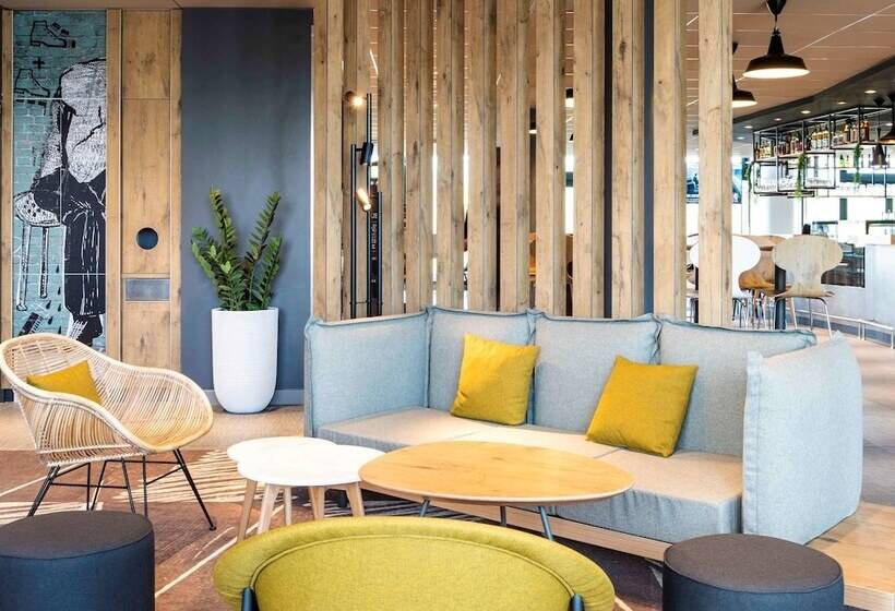 בית מלון כפרי Ibis Gonesse