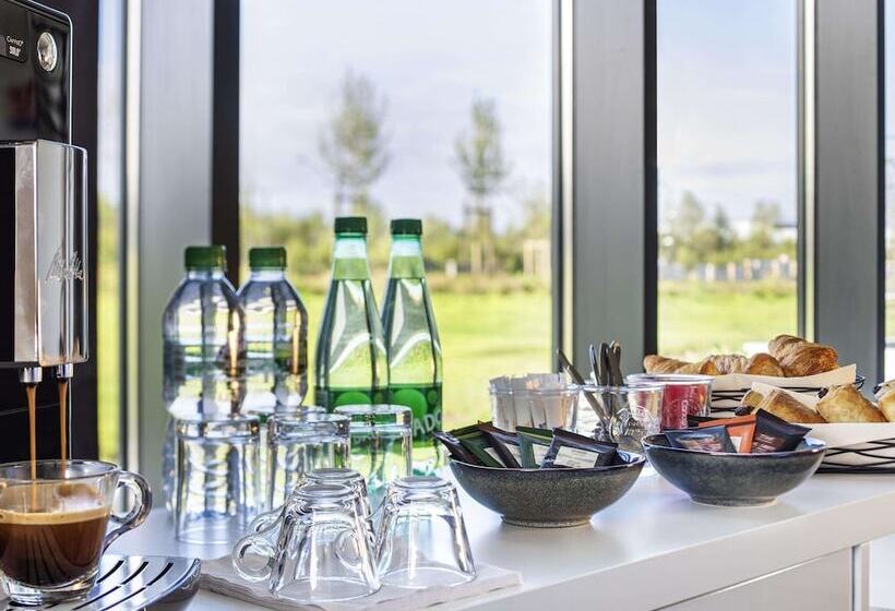 בית מלון כפרי Ibis Gonesse