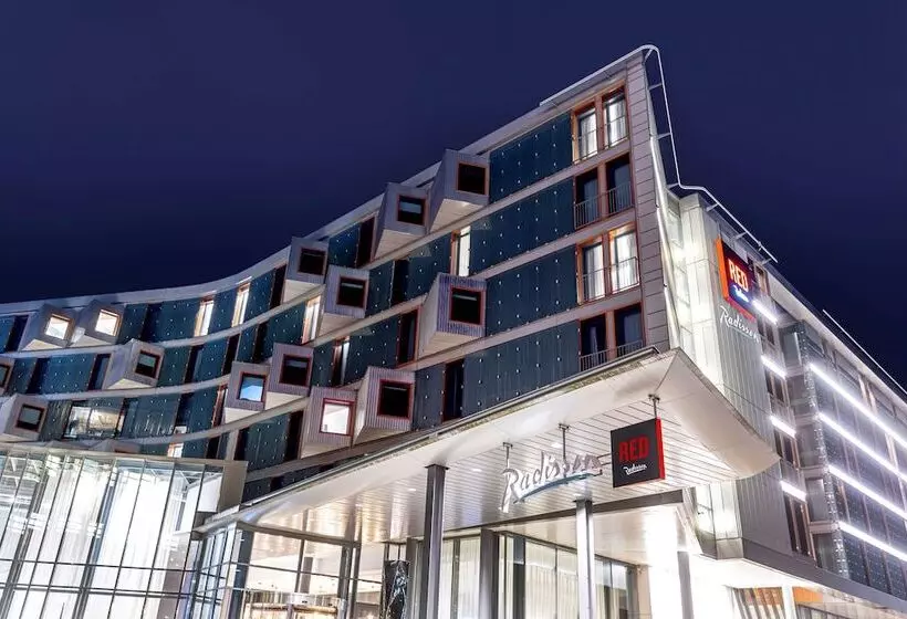 Hotelli Radisson Red , Oslo Airport