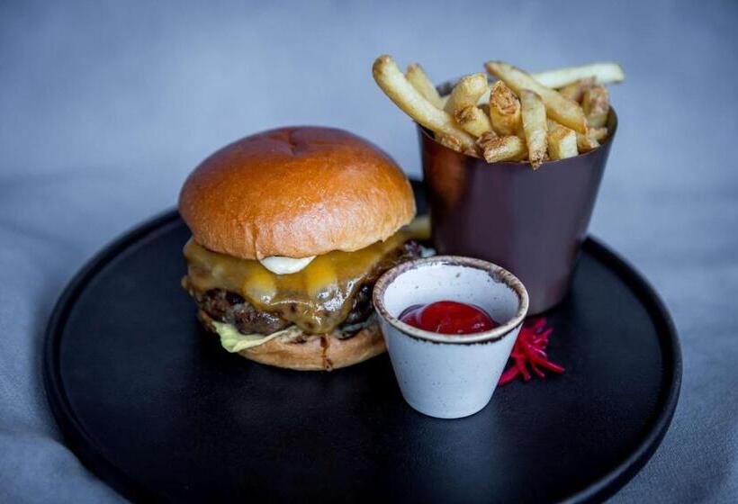 Hotel Radisson Red , Oslo Airport