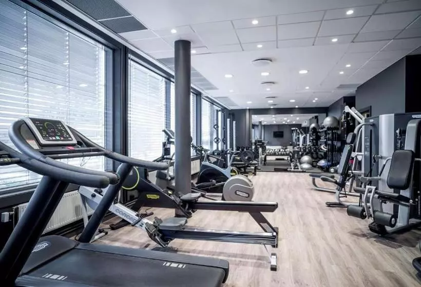 Hotelli Radisson Red , Oslo Airport