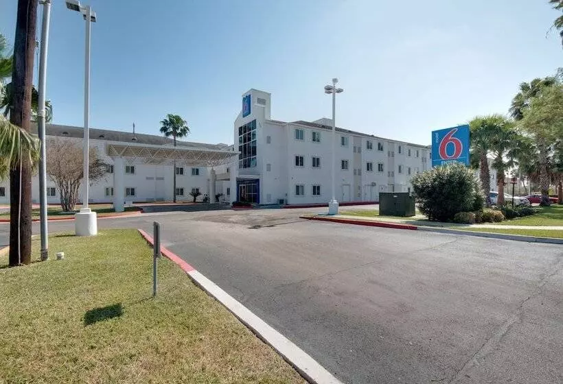 Motel 6 Brownsville, Tx