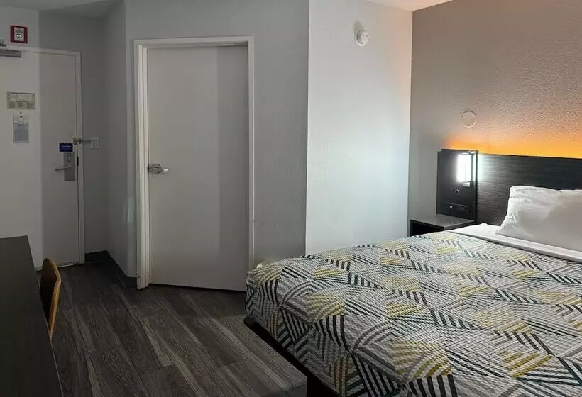 Motel 6 Brownsville, Tx