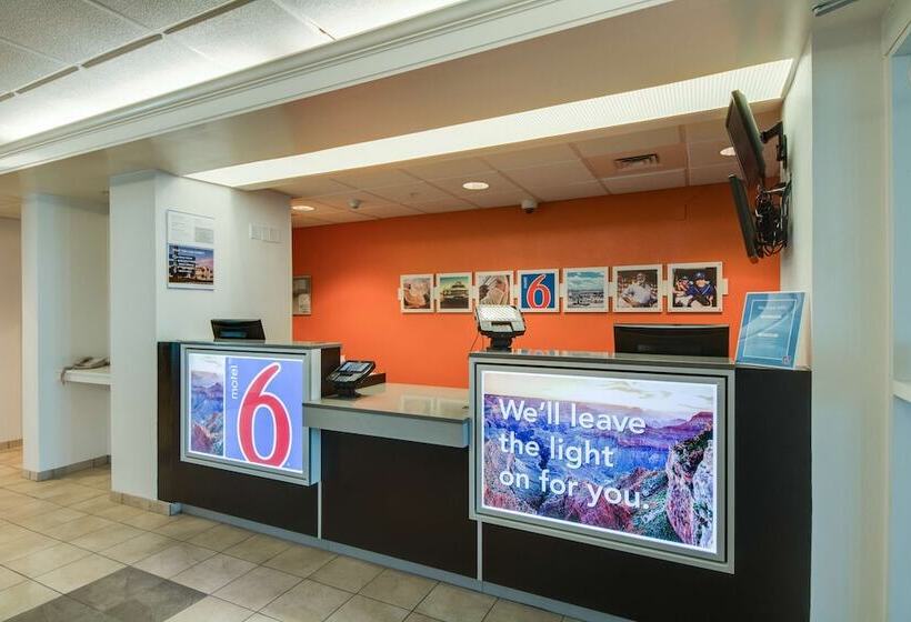 Motel 6 Brownsville, Tx