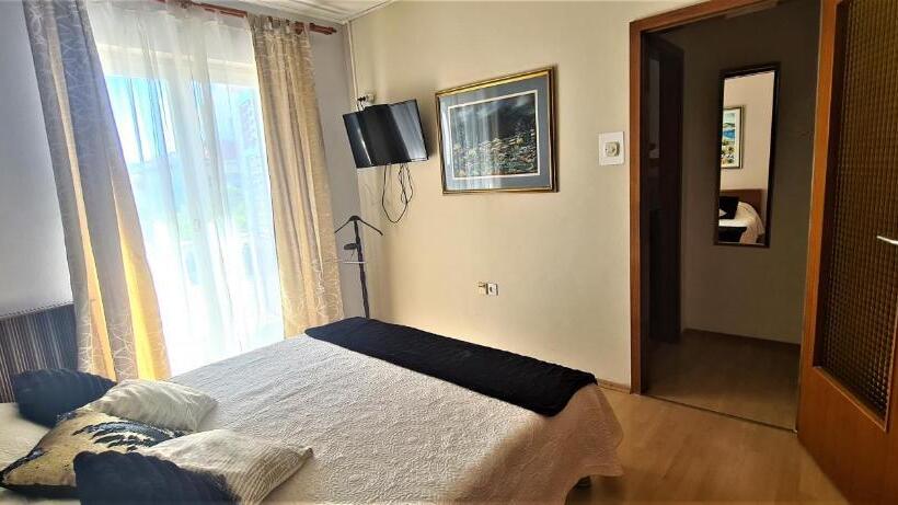 بنسيون Guest House Villa Ines   Annex