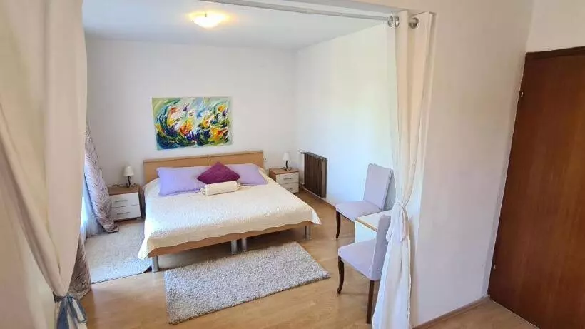 پانسیون Guest House Villa Ines   Annex